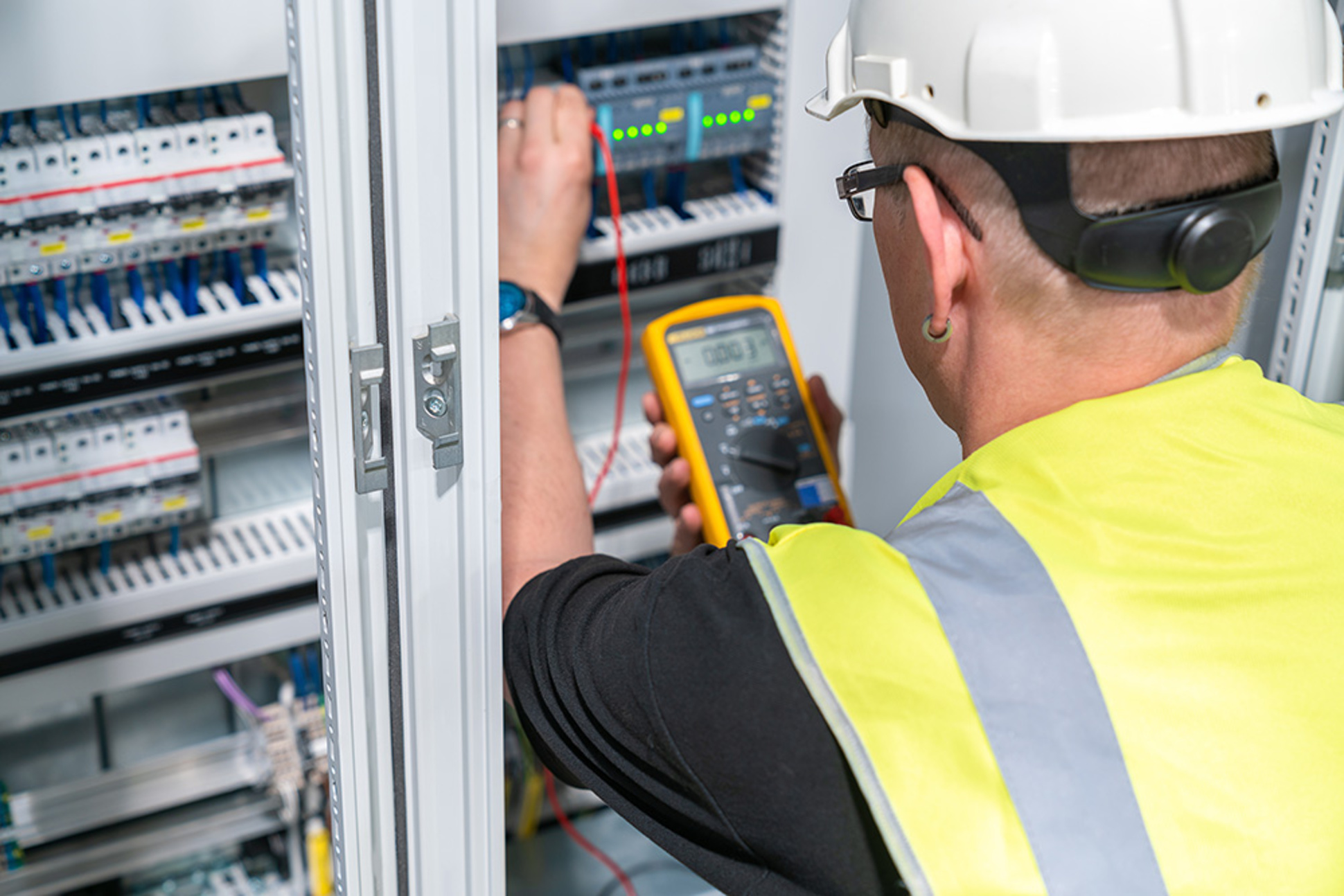 Elektroanlagen-Kontrolle bei Joheß Elektrotechnik GmbH & Co. KG in Hemau