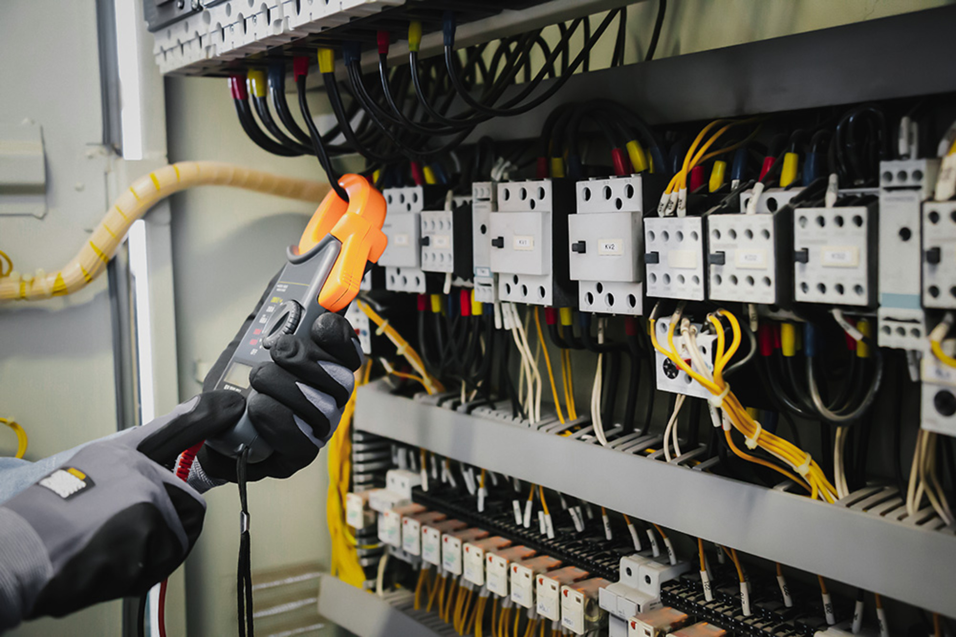 DGUV Vorschrift 3-Check bei Joheß Elektrotechnik GmbH & Co. KG in Hemau