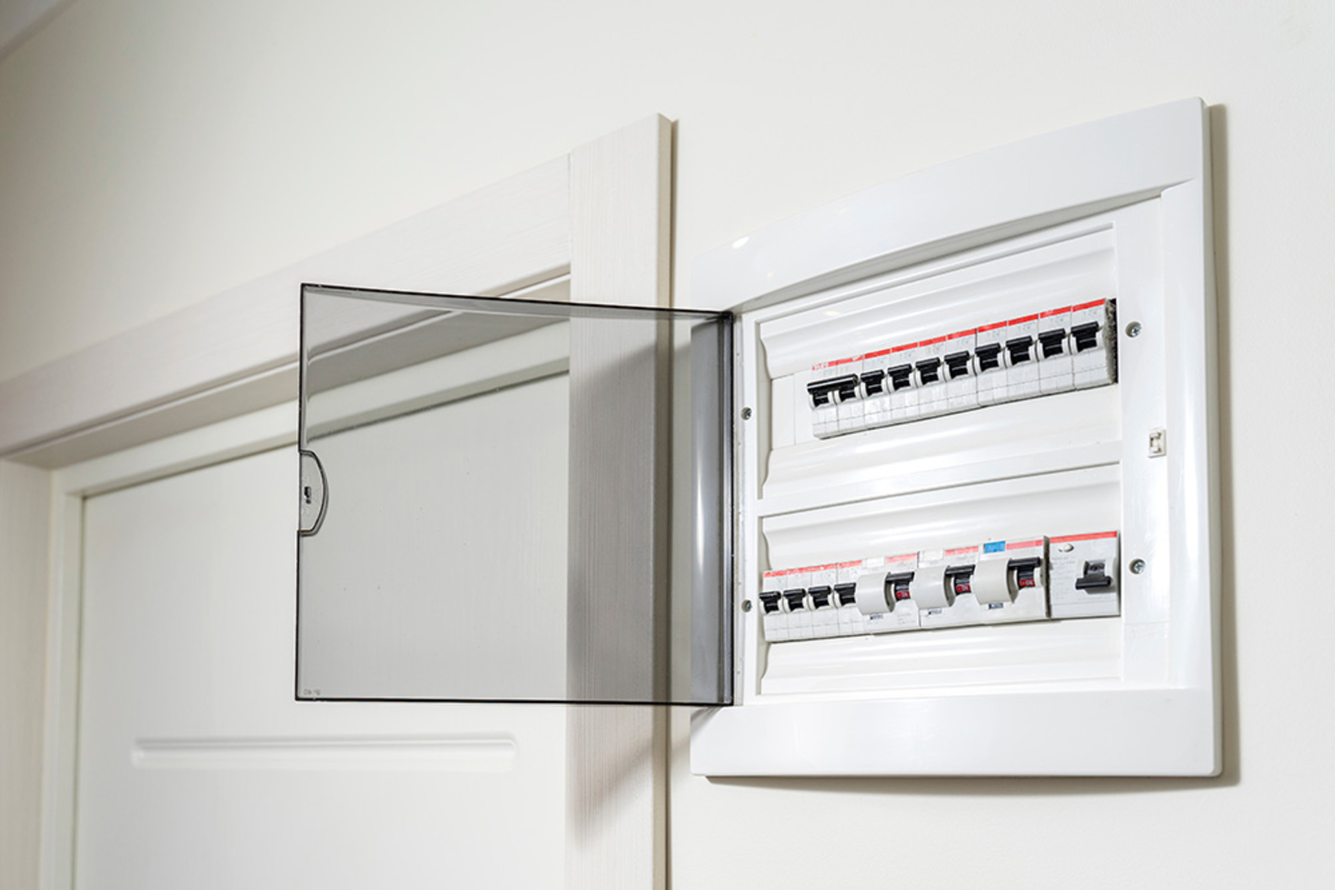Über&shy;spannungs&shy;schutz bei Joheß Elektrotechnik GmbH & Co. KG in Hemau